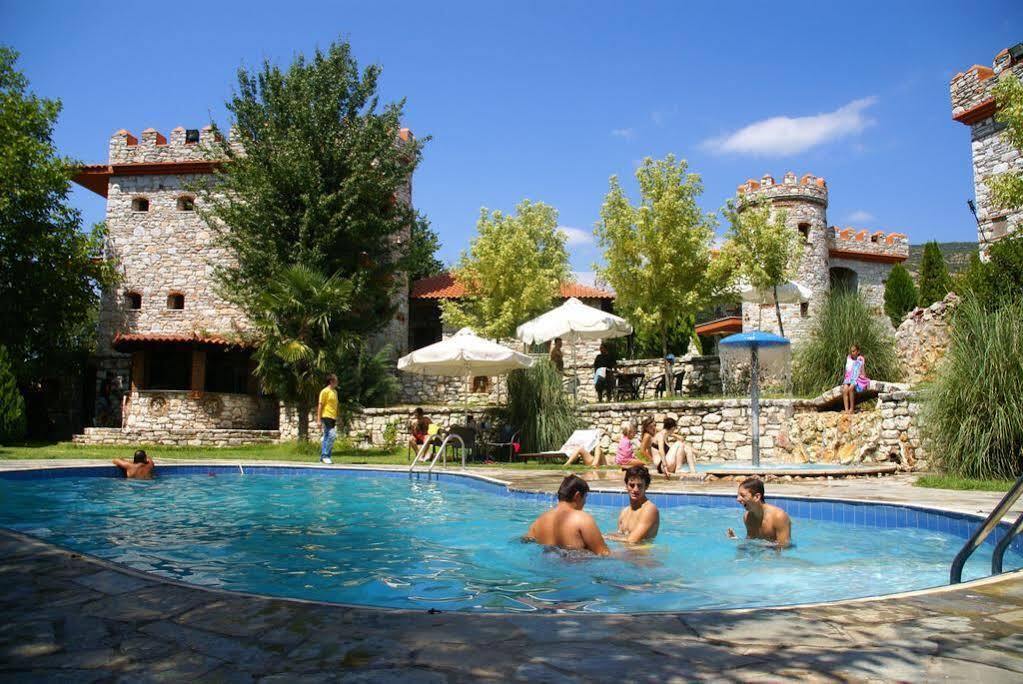 Hotel Nemesis Stavroupoli Exterior foto